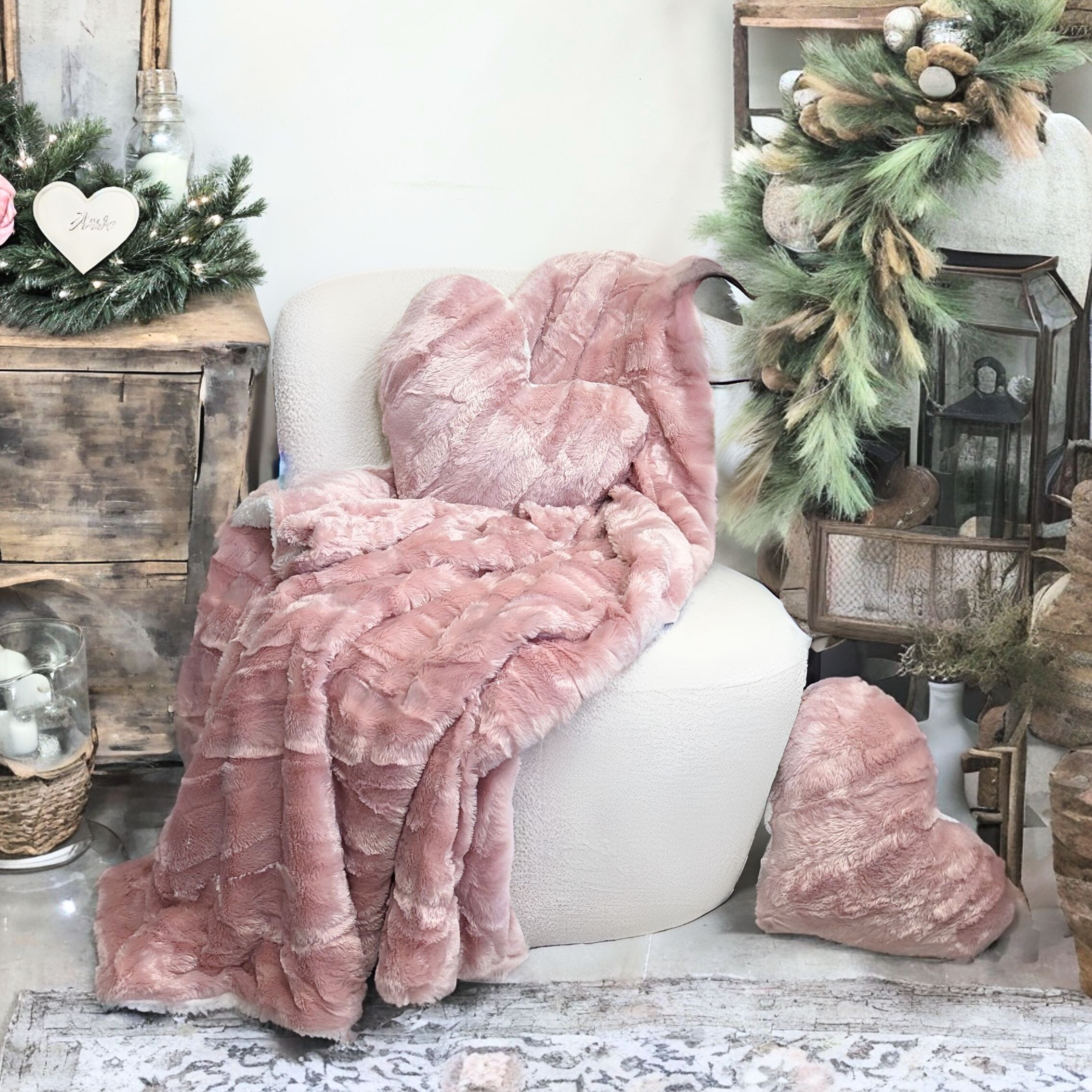 Faux fur throw blanket pink hot sale