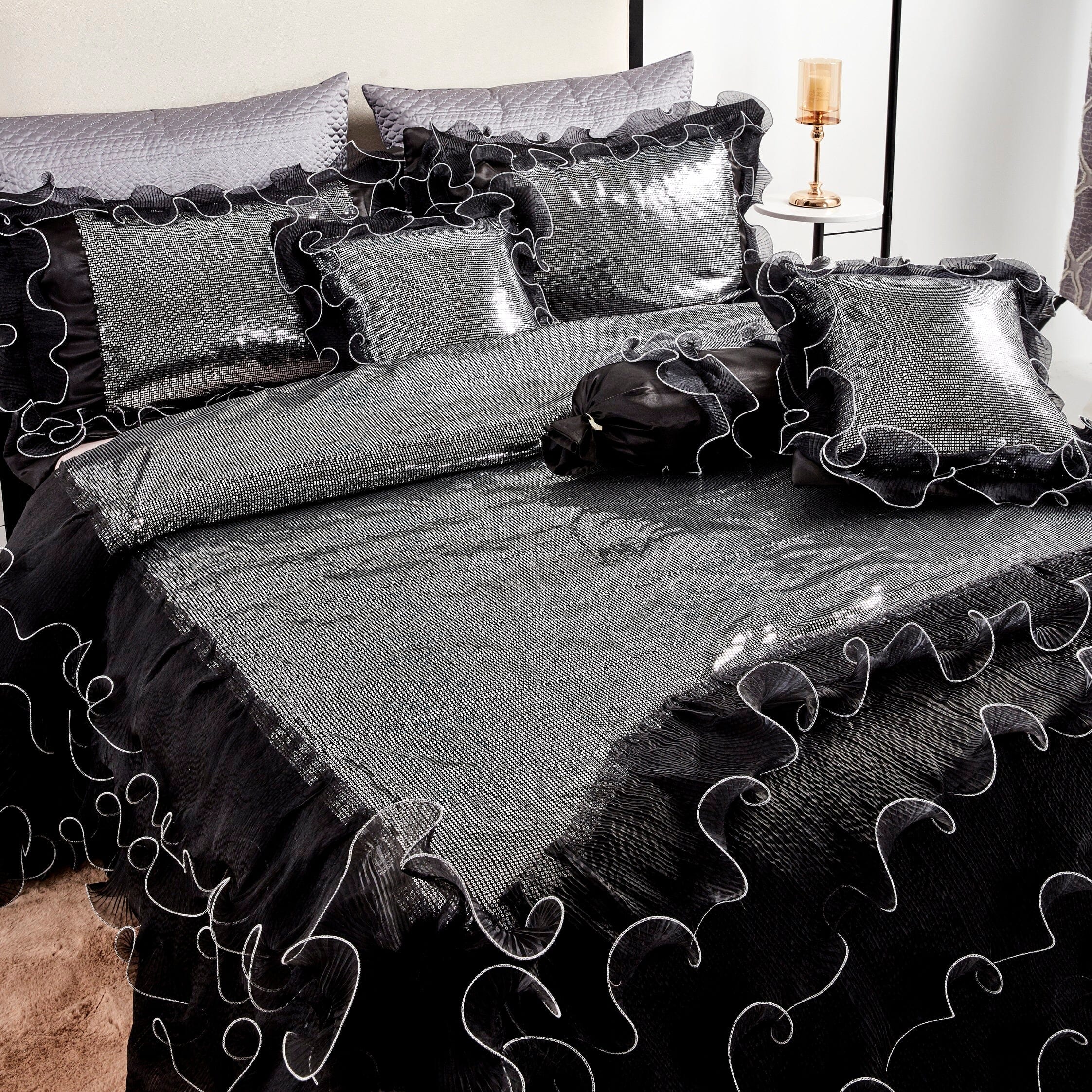 Tache Luxurious Glam Night Out Silver Sequin Black Organza Ruffle 6pc  Comforter Set (1622)