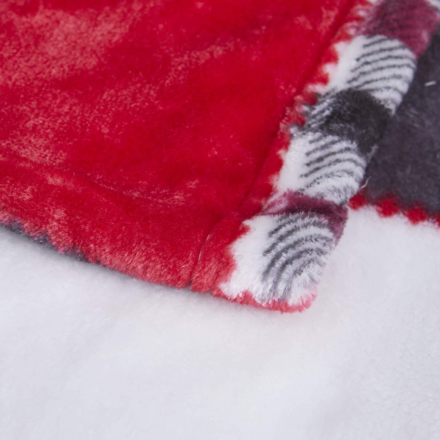 The high quality Farmhouse Holiday red blanket !